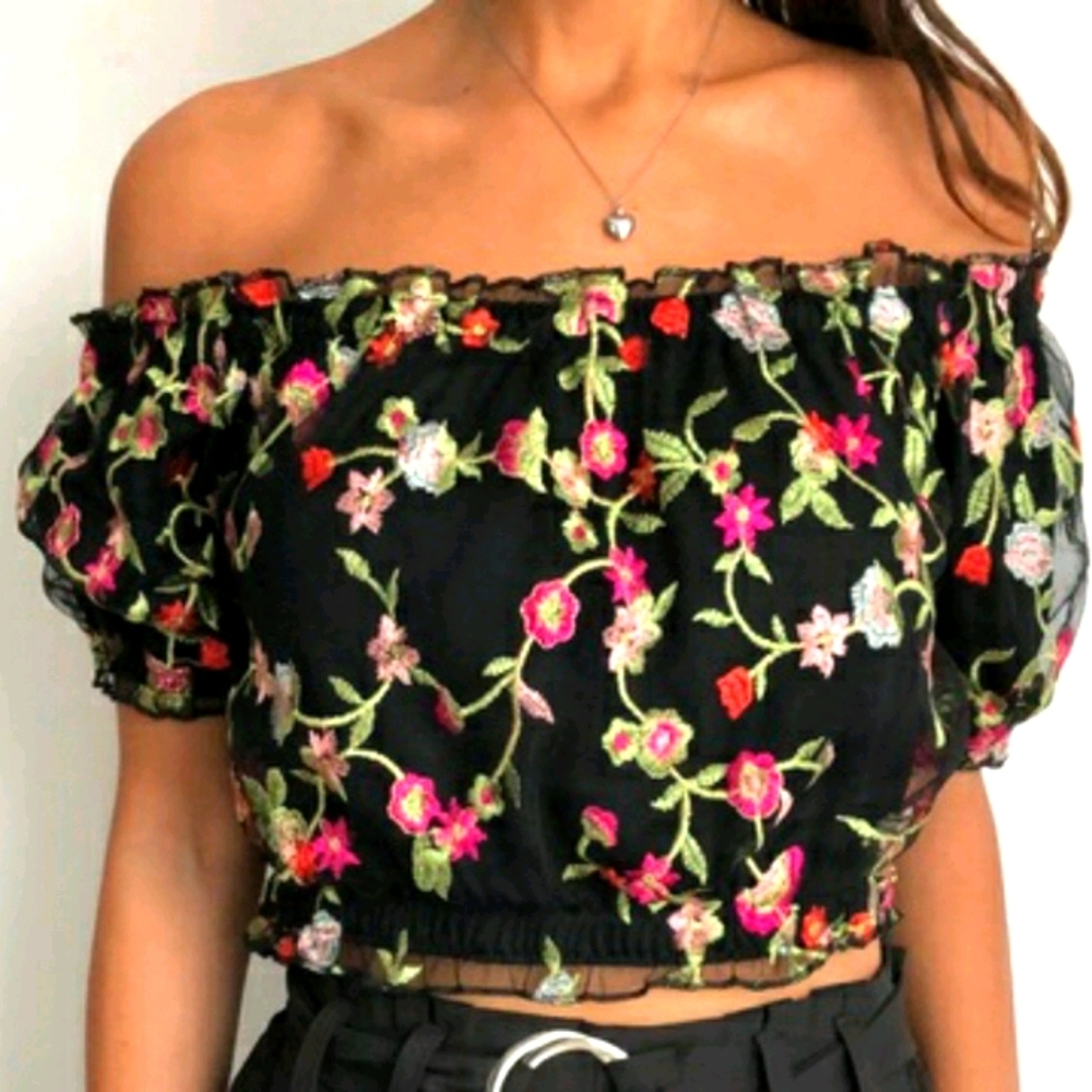 3for15🌟 NWOT Ambiance off the shoulder top